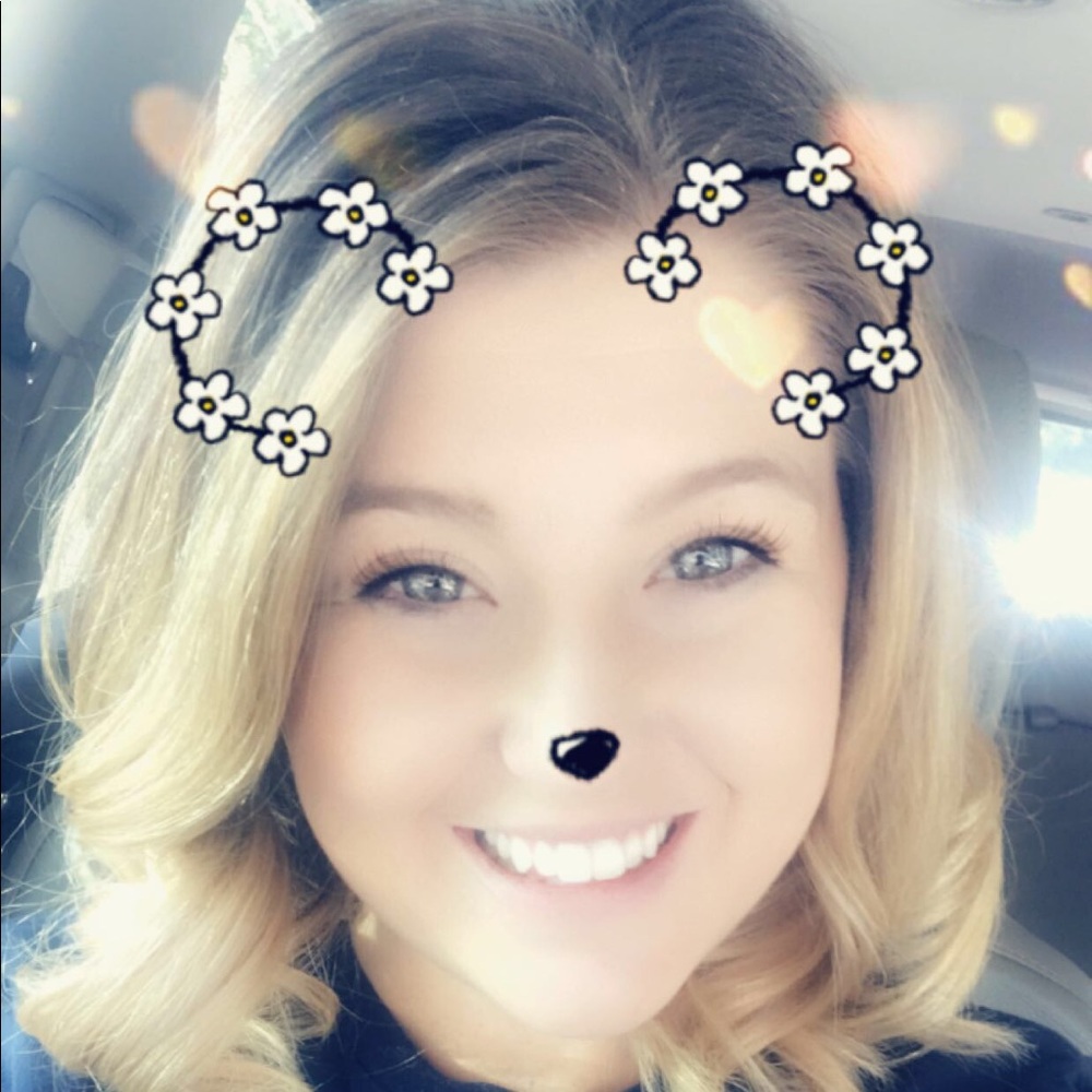 Meet your Posher, Brittany